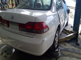 2001 ACCORD, WHITE, EX, 2.3L, VTEC, AT.  A24028